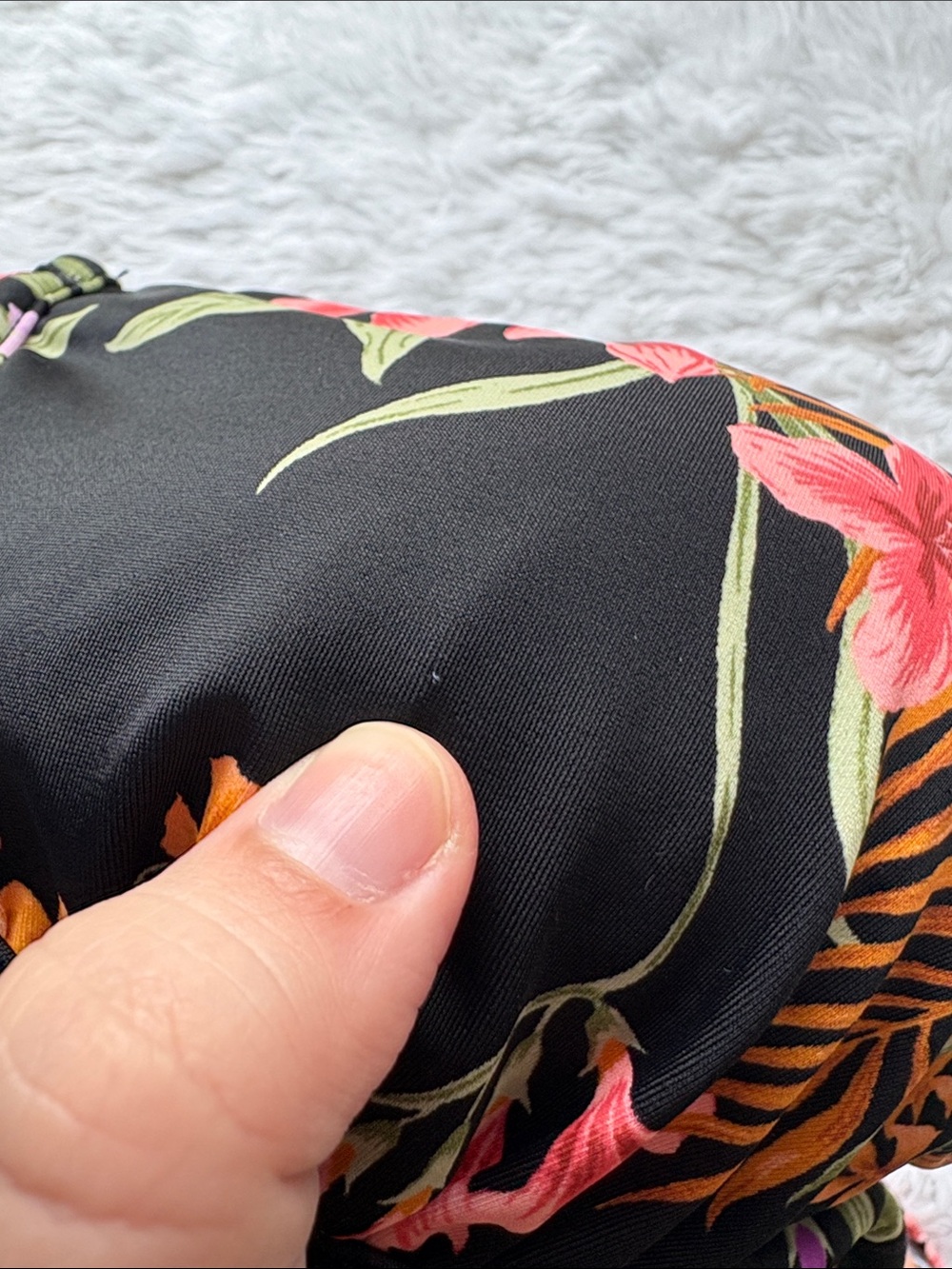 NWT Shade & Shore Black Floral Underwire Bikini Swim Top Size 38D - Picture 14 of 15